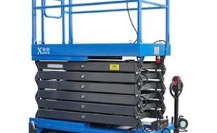 如何選擇升降平臺(tái)廠家？蘇州迅特是您不二之選！